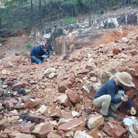 Quartz and Mountain Geology 3