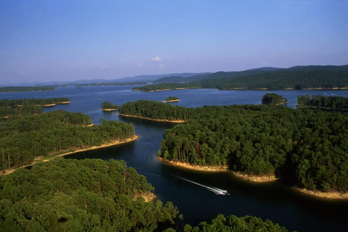 Hickory Nut Mountain and Lake Ouachita views near Mount Ida Arkansas